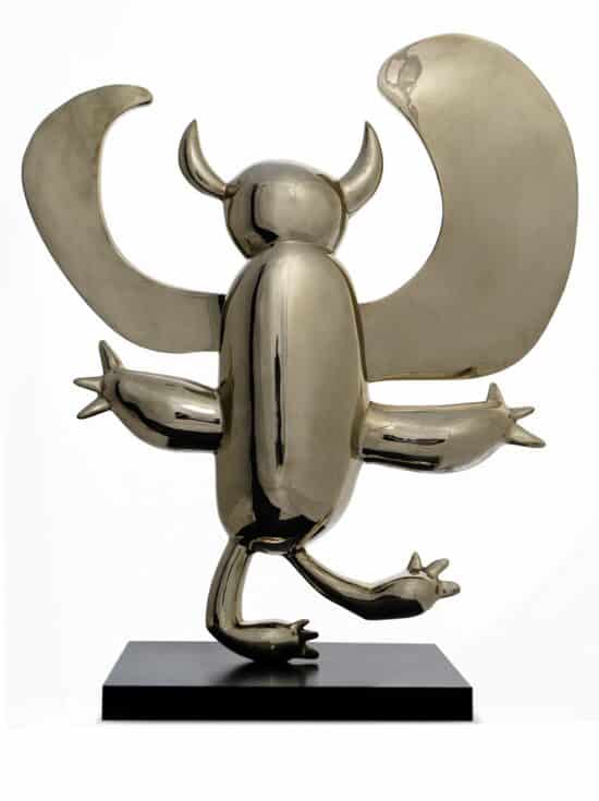 https://cdn.artistics.com/wp-content/uploads/2023/04/winged-demon-golden-bronze-sculpture-by-marcelo-martin-burgos_1_0_1-550x735.jpg