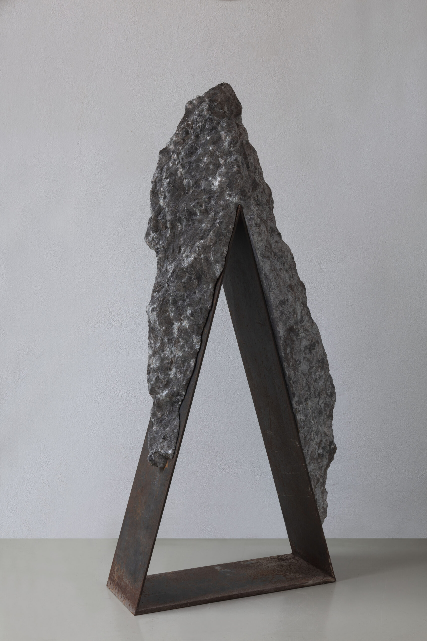 Stonegate 8 | Contemporary sculpture by Mattia Bosco for Stonegate 8 | Contemporary sculpture by Mattia Bosco for